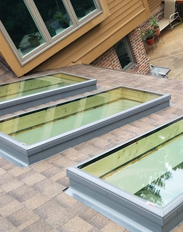 Skylight installation and replacement service